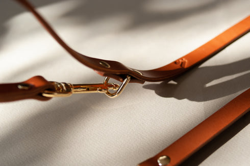 LONG LEATHER MULTI LEAD